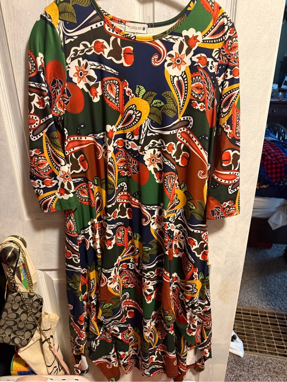 Vibrant Paisley Midi Dress in Green & Navy - Casual Pull-On